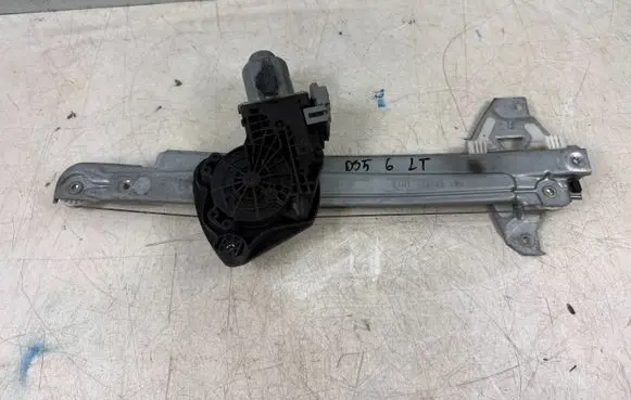 Citroen DS5 Rear window lifting mechanism without motor 9802581880