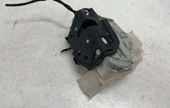 Audi A5 Front door lock 8X2837016B