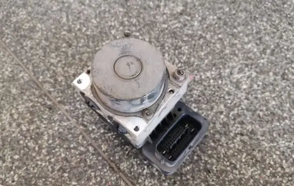 Toyota Auris 150 ABS Pump 4451012390 8954112200 13511023010
