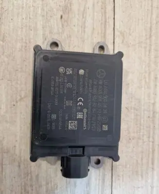 Mercedes-Benz S W222 Distronic sensor radar A0009002839