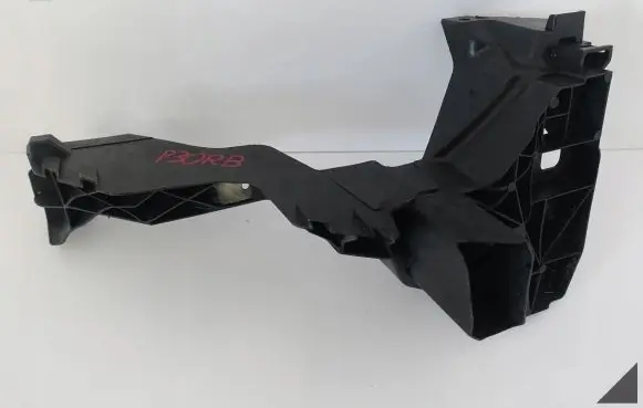 Audi Q7 4M Headlight/headlamp mounting bracket 4M0805608B