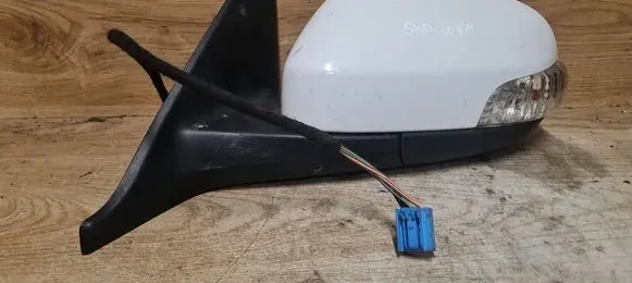 Volvo S40 Front door electric wing mirror 