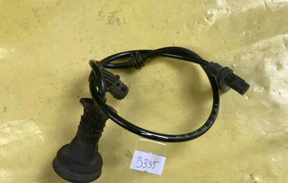 Mercedes-Benz B W245 ABS brake wheel speed sensor A1695401517
