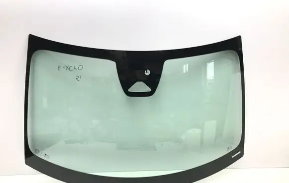Volvo XC40 Front windscreen/windshield window 32338040