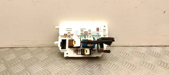 Peugeot 3008 III Central body control module 9868508980