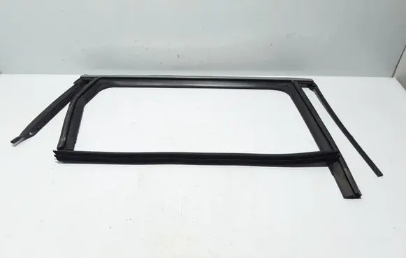 Renault Scenic IV - Grand scenic IV Rear door trim (molding) 823302540R
