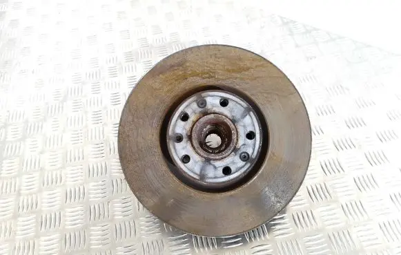 Citroen DS7 Crossback Front wheel hub