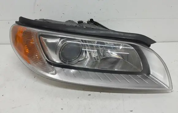 Volvo V70 Headlight/headlamp 31283916 6948180 6336192099