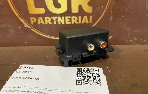 Peugeot 207 AUX in-socket connector 9659681480
