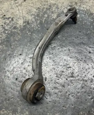 Volkswagen PASSAT B5.5 Front control arm