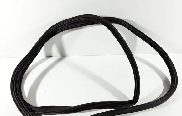 Toyota Corolla E120 E130 Trunk rubber seal (body)