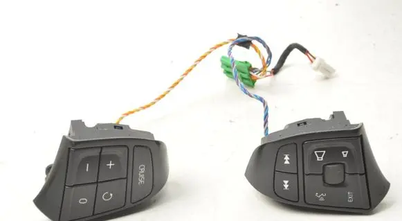 Volvo XC70 Steering wheel buttons/switches 31295468