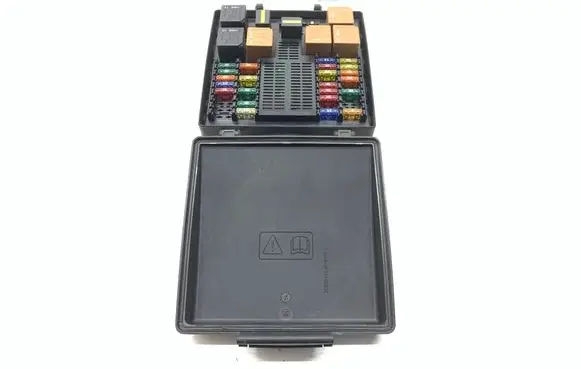 Jaguar XJ X350 Fuse module 2W9314A078AG
