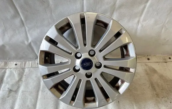 R16 alloy rim