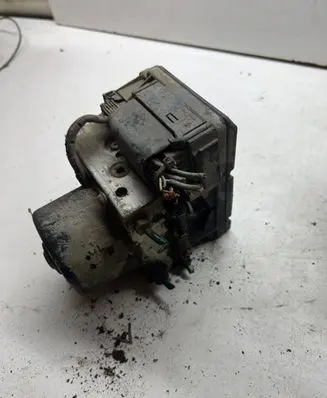 Renault Laguna I ABS Pump 10094614003 CPU7C24B42 3X5686