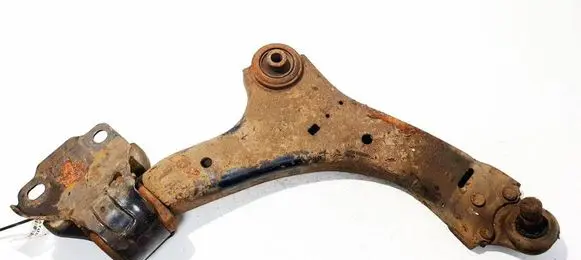 Volvo XC70 Front lower control arm/wishbone 