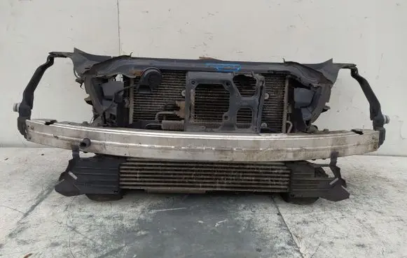 Mercedes-Benz CLS C219 Radiator support slam panel