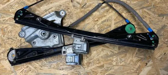 Jaguar S-Type Front window lifting mechanism without motor
