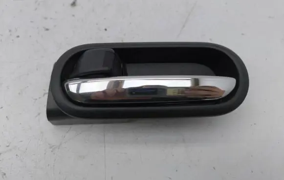 Mazda CX-7 Rear door interior handle