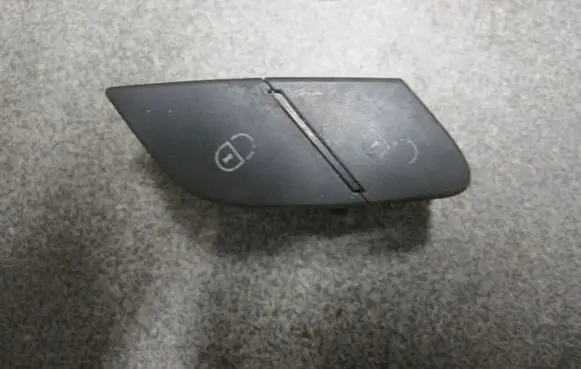 Mercedes-Benz R W251 Multifunctional control switch/knob A2518200910
