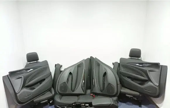 Seat set