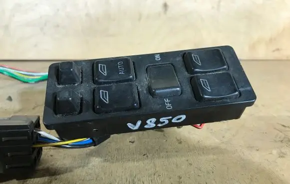 Volvo 850 Electric window control switch 