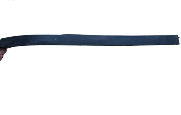 Opel Zafira B Front bumper lip 13124975