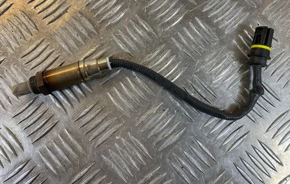 BMW 5 E60 E61 Lambda probe sensor 0258003477 1742050