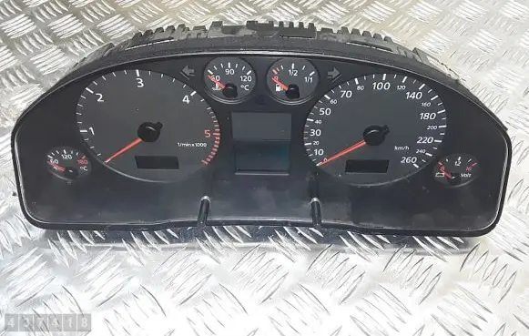 Audi A6 S6 C5 4B Speedometer (instrument cluster) 4b0920900f