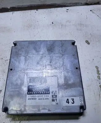 Toyota Avensis Verso Engine control unit/module 8966144300 1758005122