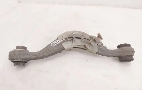 BMW 5 G30 G31 G38 Rear control arm 6870536