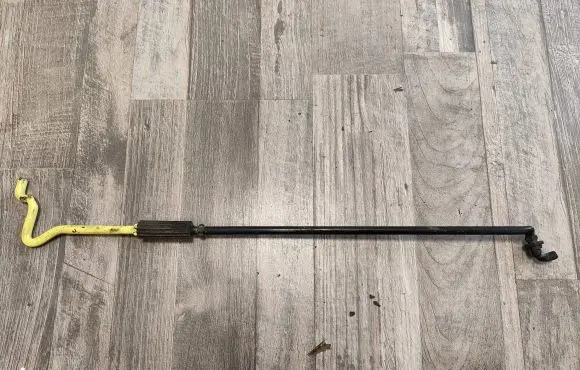 Chrysler Town u0026 Country V Engine bonnet/hood prop rod/strut 05109851AC