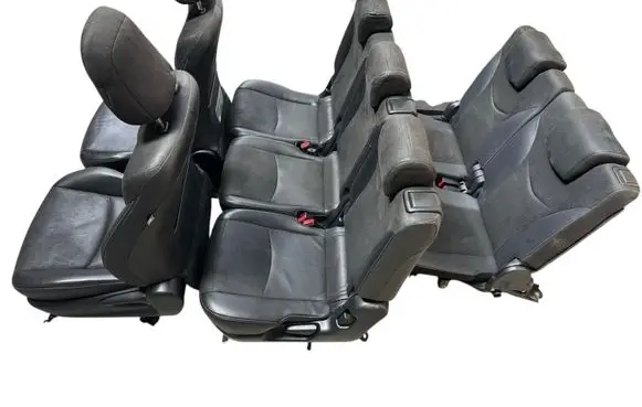Toyota Prius+ (ZVW40) Seat set