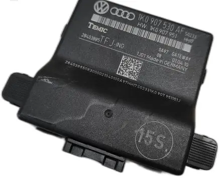 Volkswagen Golf VI Trunk lid opening control unit 1k0907530af