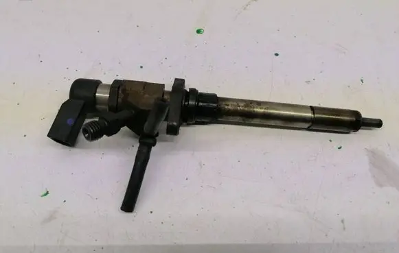 Fuel injector