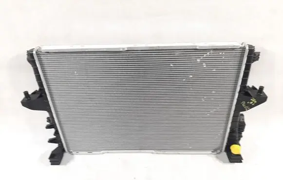 Volkswagen Transporter - Caravelle T5 Coolant radiator 7E0121253A