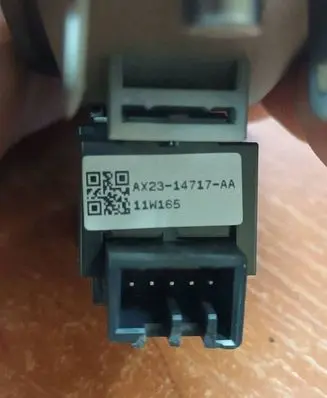Jaguar XF X250 Electric window control switch AX2314717AA 11W165