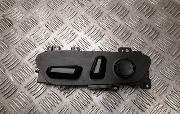 Lexus ES VII XZ10 Seat heating switch 18D117