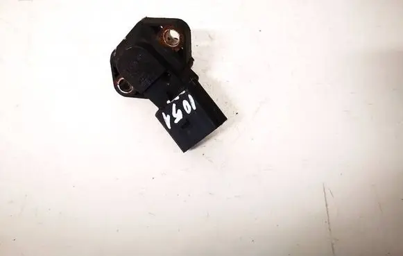 Audi A4 S4 B5 8D Air pressure sensor 0281002177