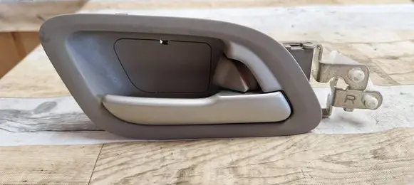 Honda FR-V Rear door interior handle