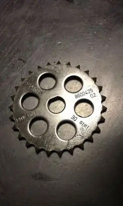 BMW 1 F20 F21 Timing chain sprocket 8600425