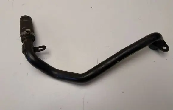 Audi A8 S8 D3 4E Engine coolant pipe/hose 057121083J