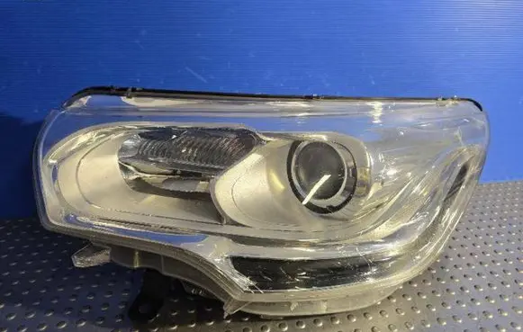 Citroen DS4 Headlight/headlamp 9674905180