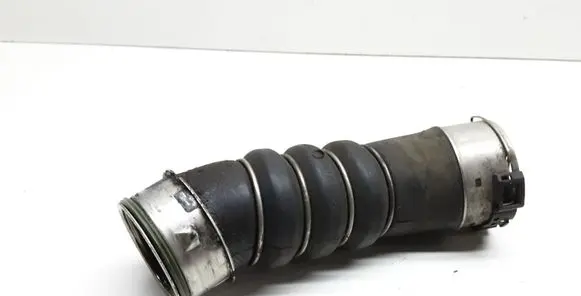 BMW 1 E81 E87 Intercooler hose/pipe 7797480