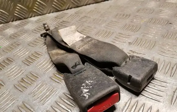 Nissan Murano Z50 Middle seatbelt buckle (rear) TKAB0EG413