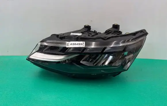 Volkswagen Transporter - Caravelle T7 Headlight/headlamp 7T1941035AE