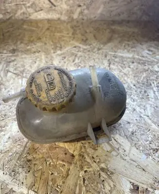 Opel Combo C Coolant expansion tank/reservoir 09019170 460029937