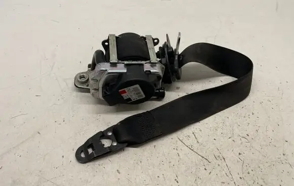 Mercedes-Benz GLC X253 C253 Front seatbelt 0589P10021 85L0000 622265700