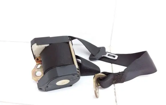 BMW 5 E39 Rear seatbelt 43594