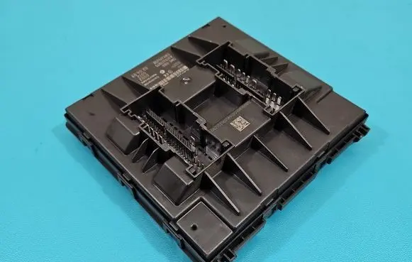 Seat Ibiza IV (6J,6P) Central body control module 6R0937087 IMPRK1430510